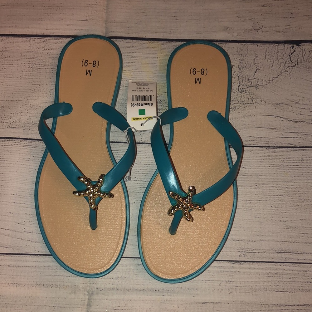 Bobbie Brooks Starfish Flip Flops NWT